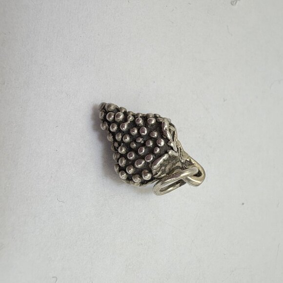 Vintage Sterling Silver 925 Grape Cluster Textured Charm Size 19mm Length - Picture 5 of 9